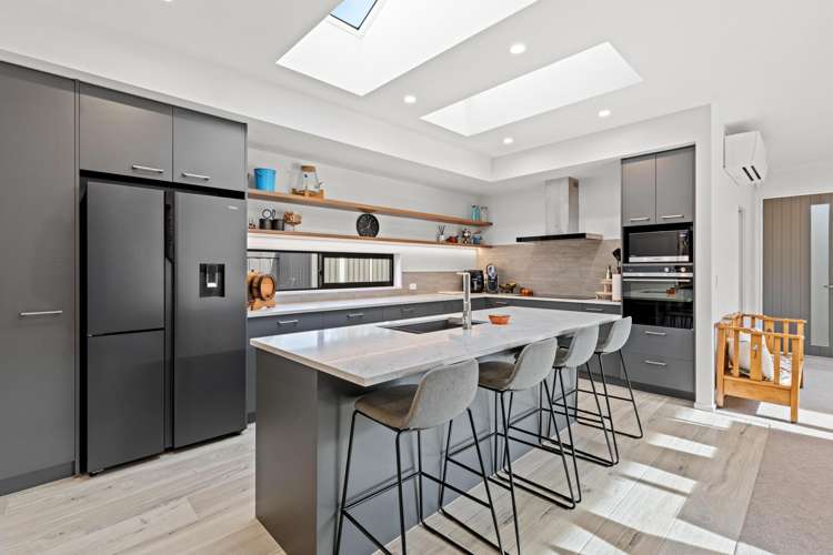 3 Picadilly Avenue_1