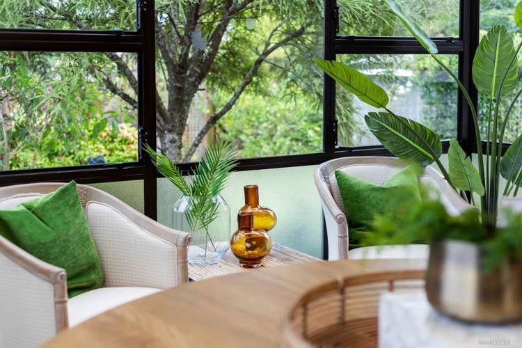 9 Riverpark Crescent Henderson_8