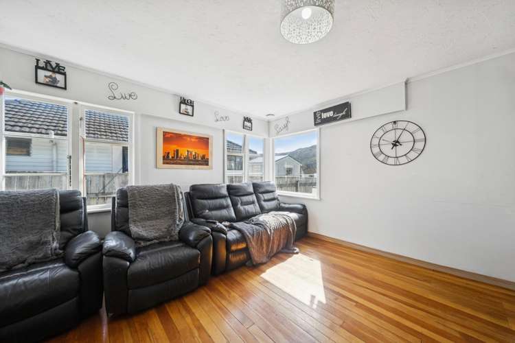 203 Wellington Road Wainuiomata_13