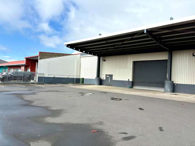1,926M² INDUSTRIAL UNIT FOR LEASE