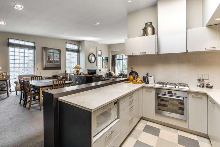 5b/19 George Street Newmarket_9