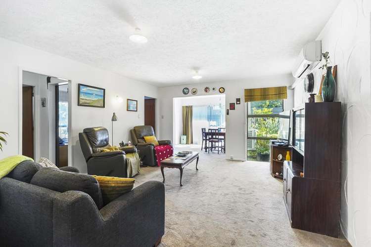 2/10 Hunter Street Hamilton Lake_13