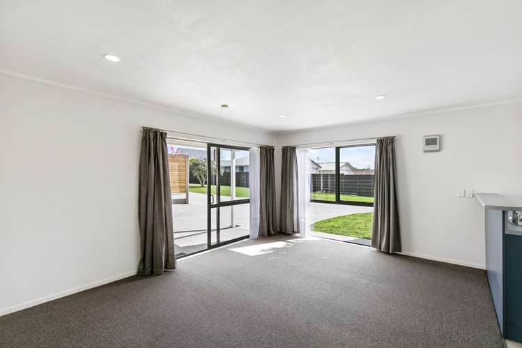 12 Bamboo Grove Kelston_16