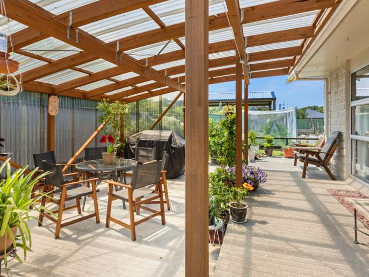 11 March Street Spring Creek_11