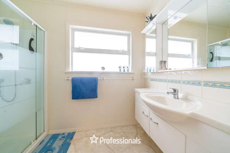 219 Taita Drive Avalon_14