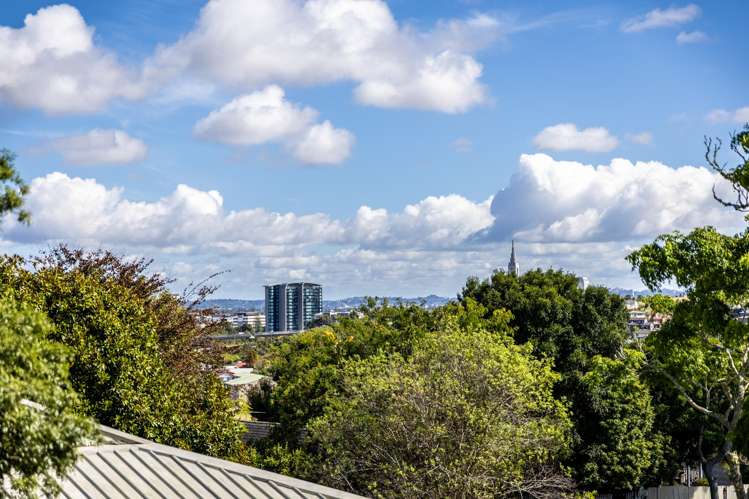 29 Banyan Drive Totara Heights_19
