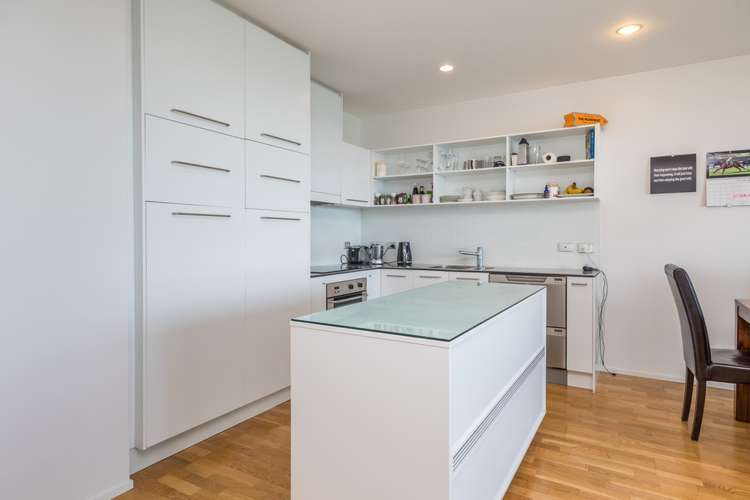 1501/18 Beach Road Auckland Central_9