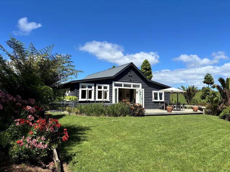 37 Kapowai Road Coroglen_1