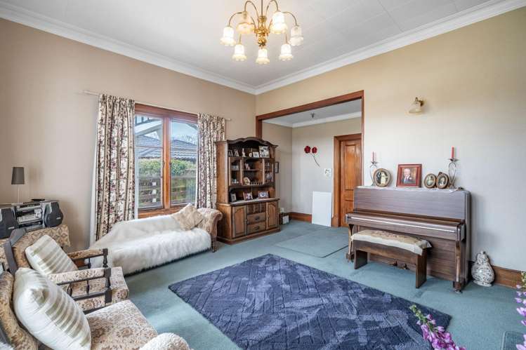 35 Earnslaw Street Avenal_6