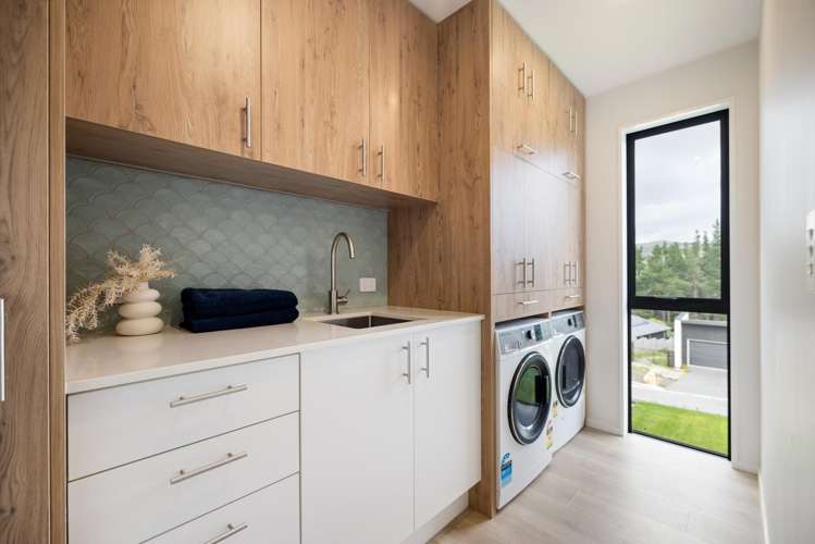 5 Minsons Lane Kennedys Bush_13