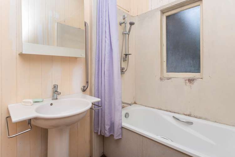 6 Parkhill Road Morningside_11