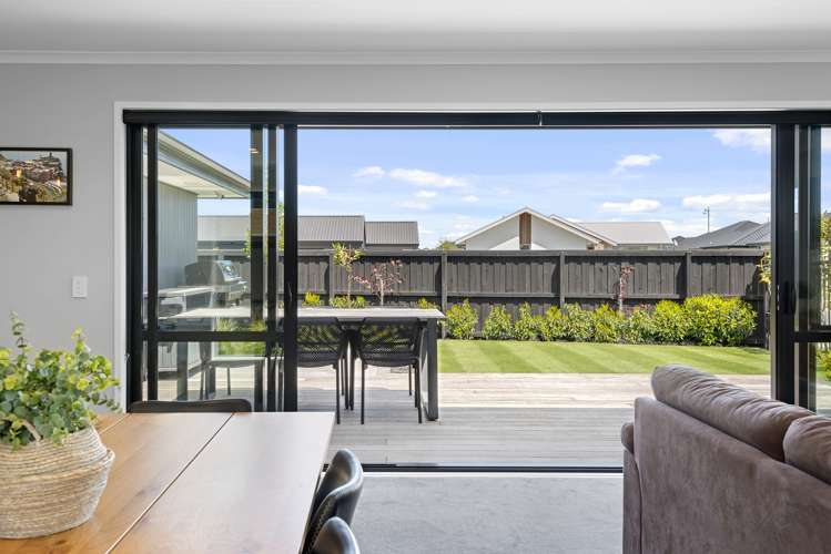 17 Halpin Drive Lincoln_9