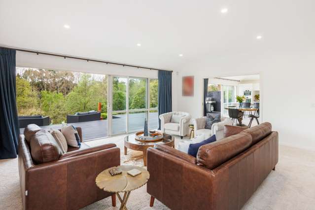 28 Cashmere Drive Fitzherbert_1