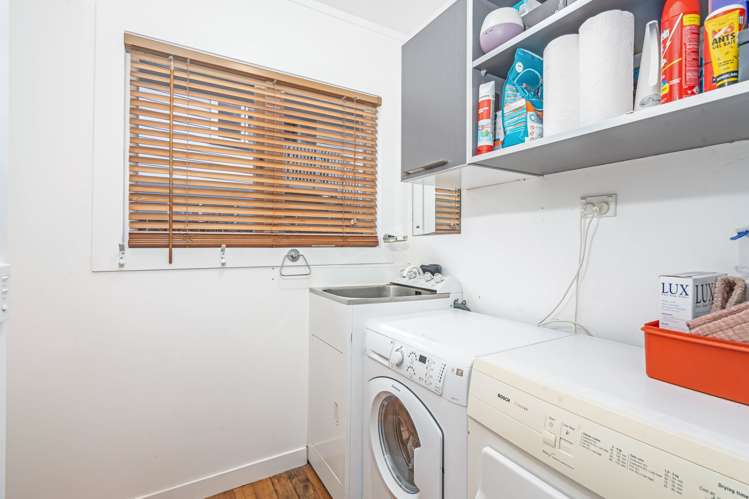 45 Flanshaw Road Te Atatu South_6