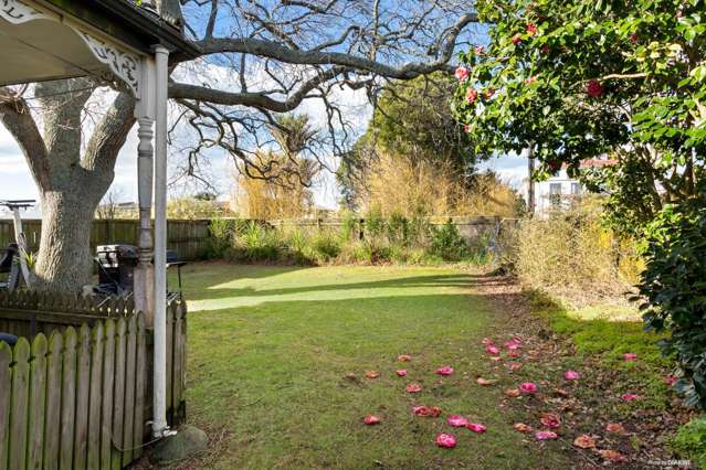 1/113 Mokoia Road Birkenhead_3