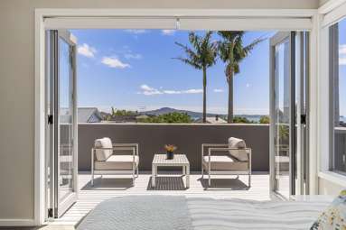 8 Rawhitiroa Road_1