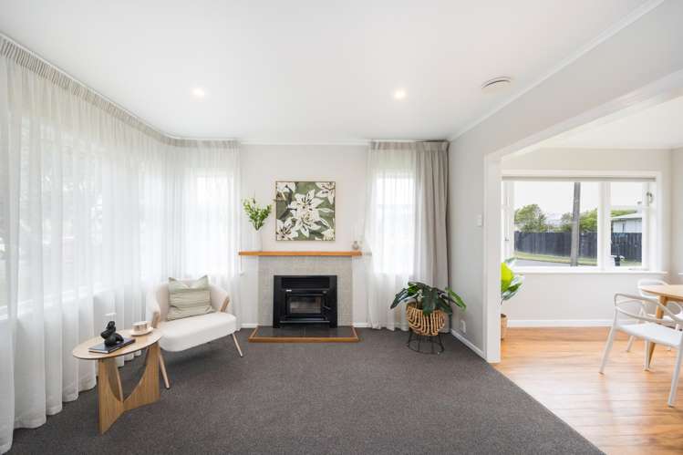 11 Churchill Avenue Feilding_3