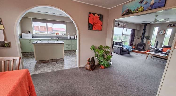 239 Clyde Street Balclutha_6