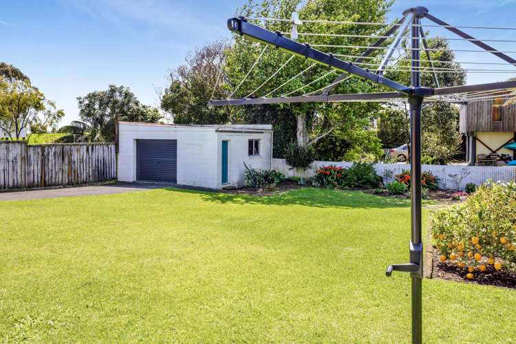 37 Clifton Drive Waitara_15