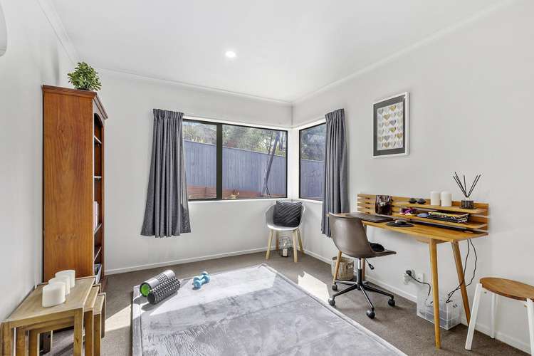 2 Endeavour Drive Whitby_13