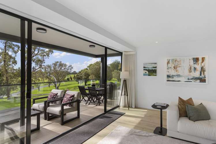 4B/19 George Street Newmarket_13