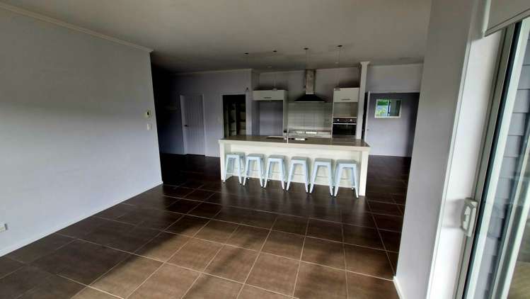 8 Marie Avenue Red Beach_5