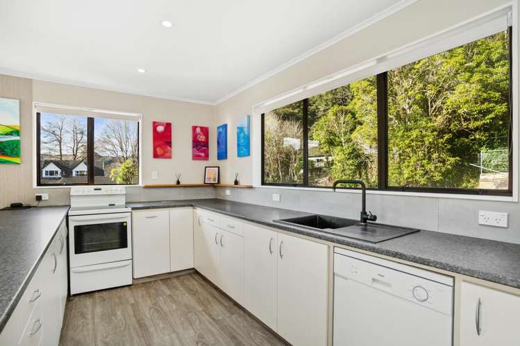 38A Hine Road Wainuiomata_8