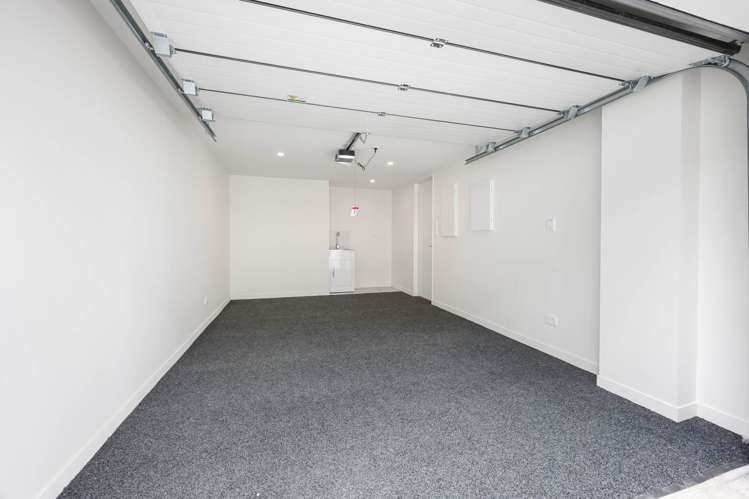 10-17/4 Springbank Lane Te Atatu Peninsula_38