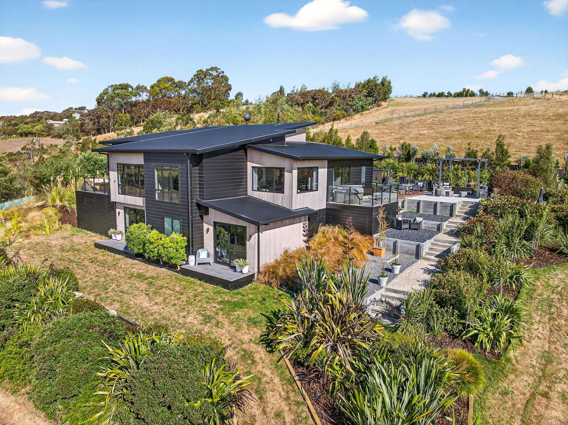 12 Airstrip Ridge Parkvale_0