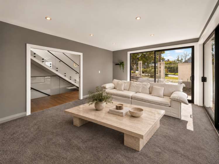 64 Codrington Cresent_2