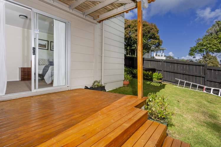 1/16 Tamahere Drive Glenfield_11