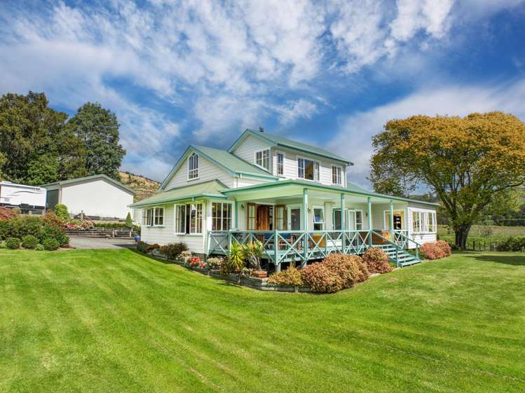 559 Taurau Valley Road_0