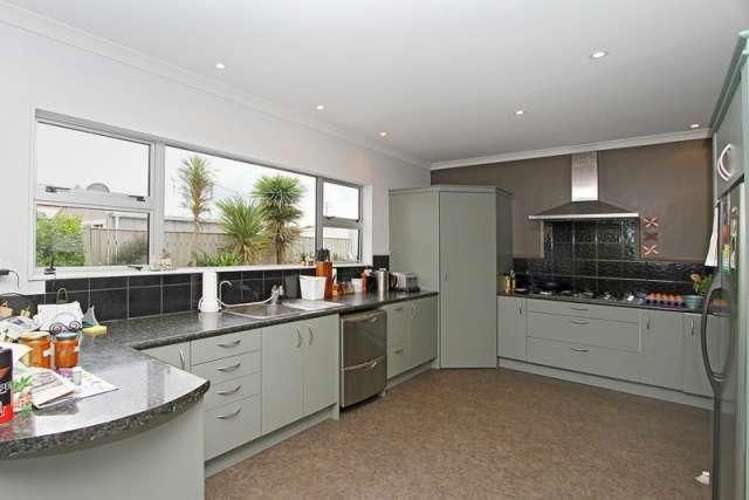 52 Kawei Road Hawera_4