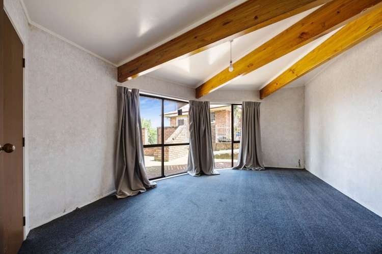 262 Great North Road Henderson_12