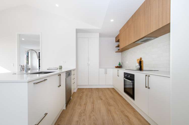 3A Upland Street Brookfield_10