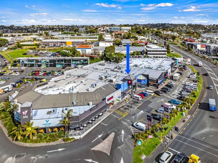 Units 12 & 16, 170 Wairau Road Wairau Valley_12