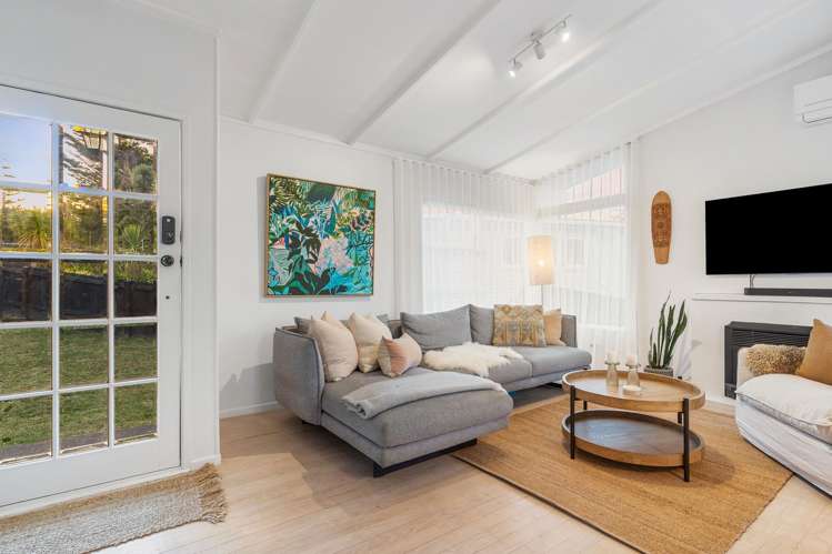 89 Fairclough Road Beach Haven_8