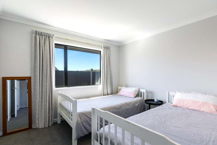 17 Catalina Crescent Burleigh_22