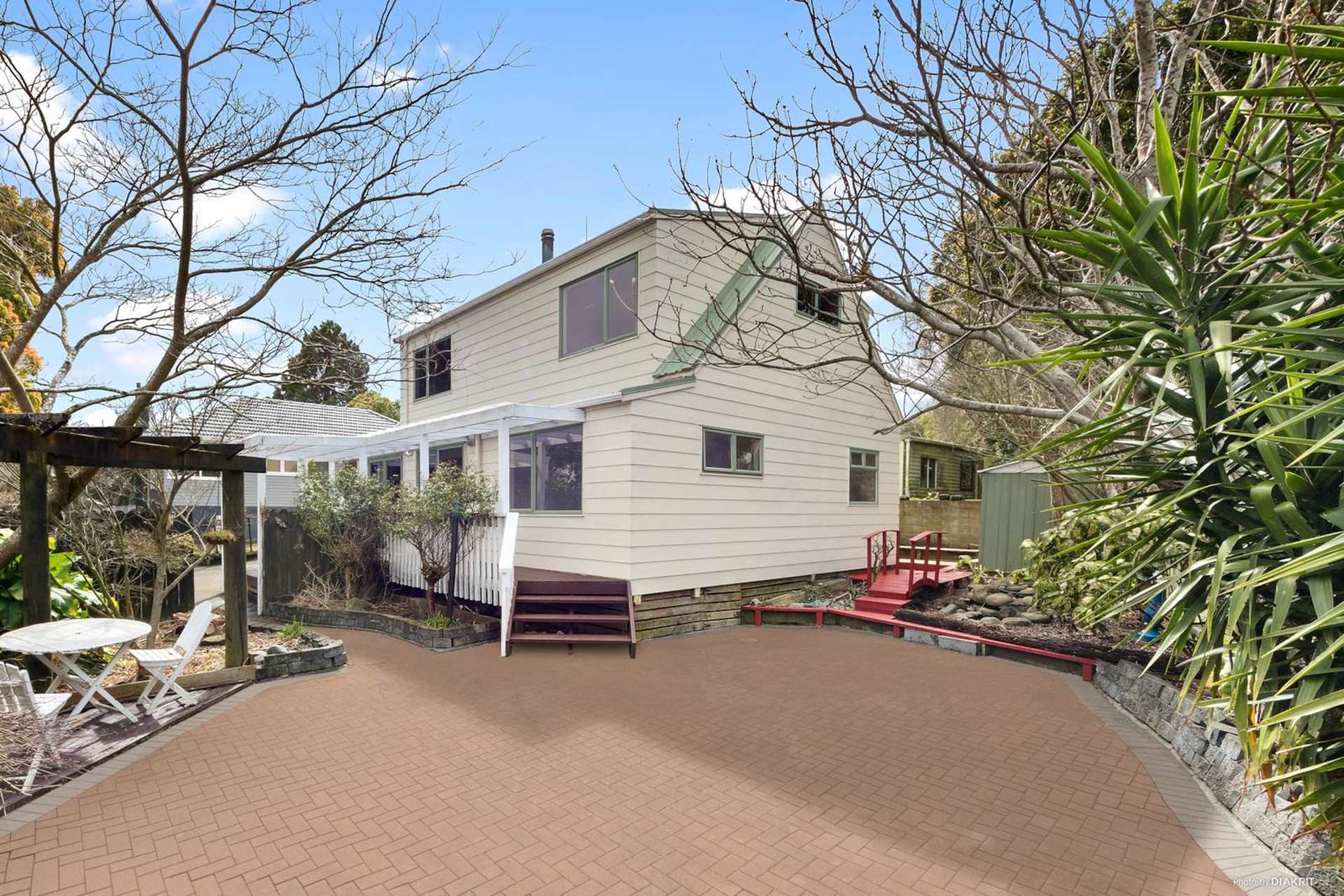 1/10 Thomas Rea Place Te Atatu South_0