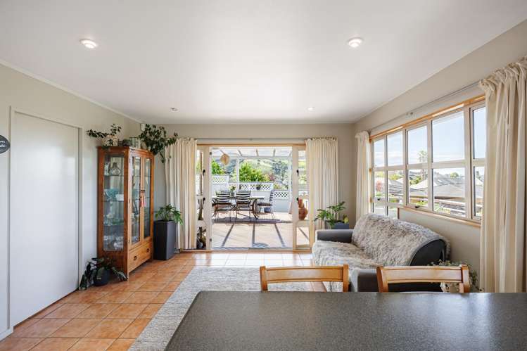 35 Hetley Crescent Taradale_3