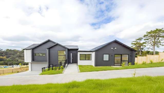 30 Awanui Road Red Beach_2