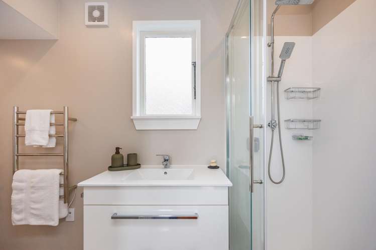 25 Argyle Avenue Takaro_21