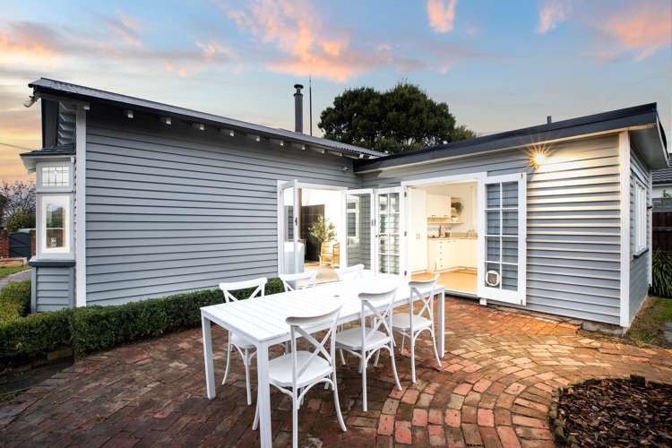 9 Avonhead Road Avonhead_1