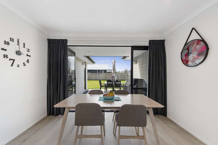 18 West Thompson Street Leamington_13