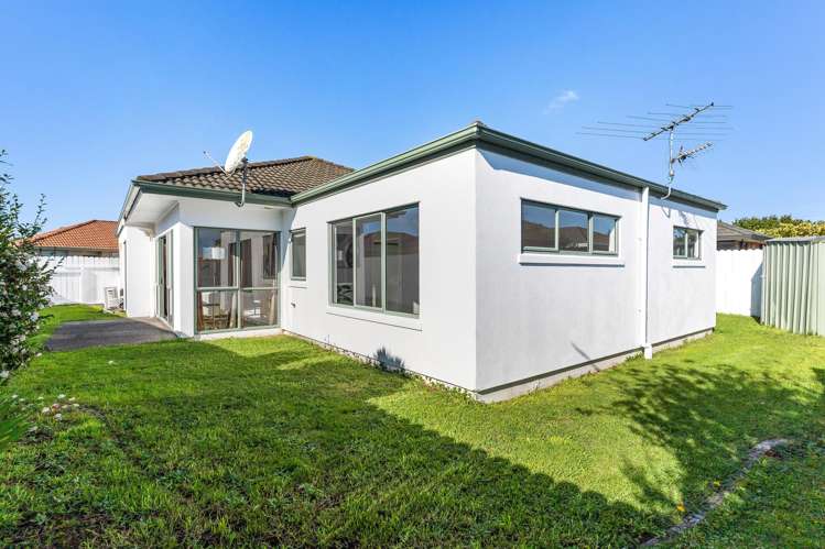 8 Anton Place Takanini_18