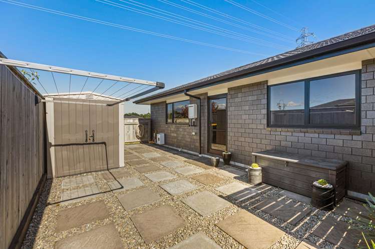 32 Honeyfield Drive Whalers Gate_29