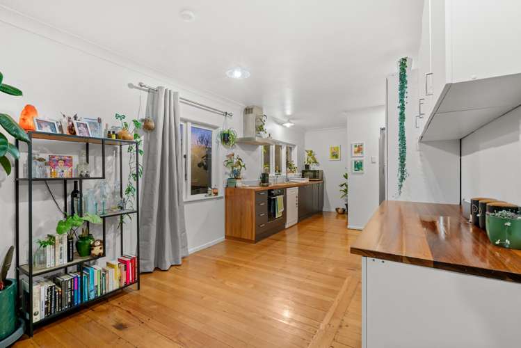 2/57 Mahia Road Manurewa_4