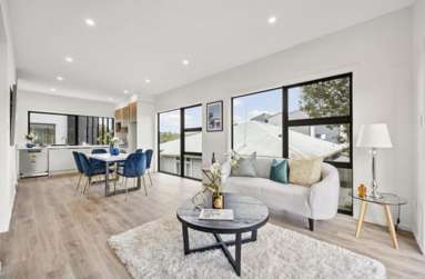 3/53 Aranui Road_3