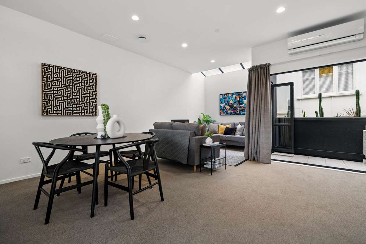 1/4 Fitzroy Street_1