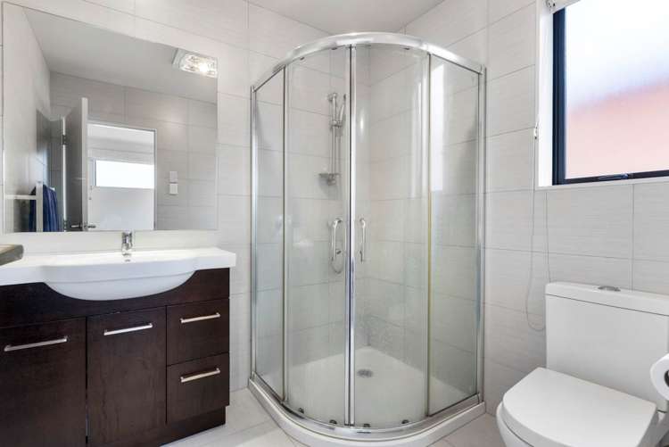 408 Ormiston Road Flat Bush_10